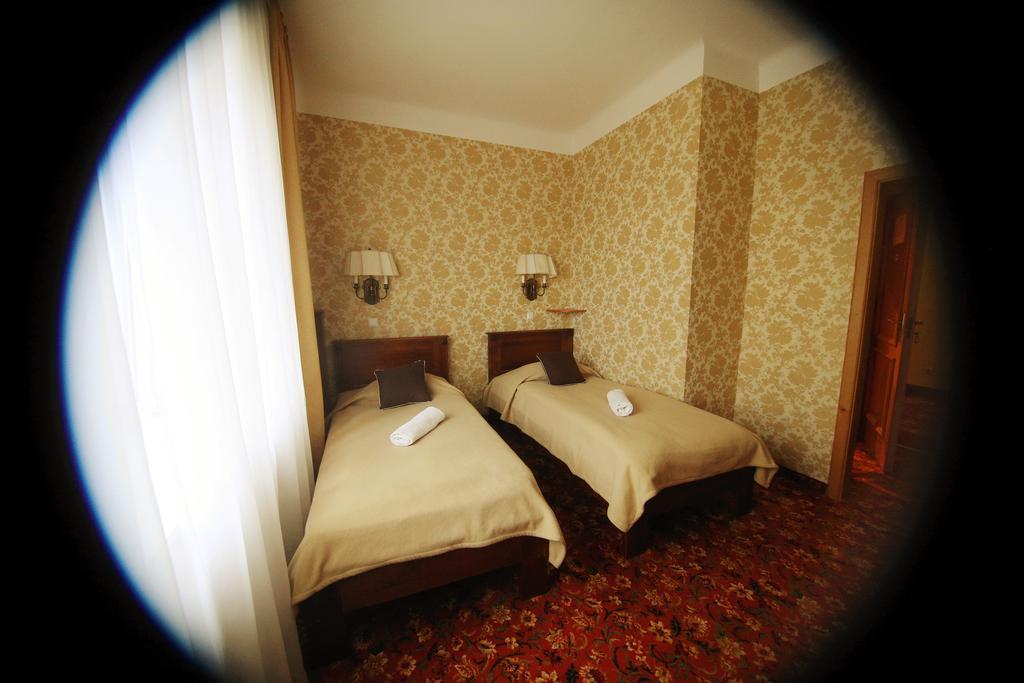 Hotel Plock Exterior photo